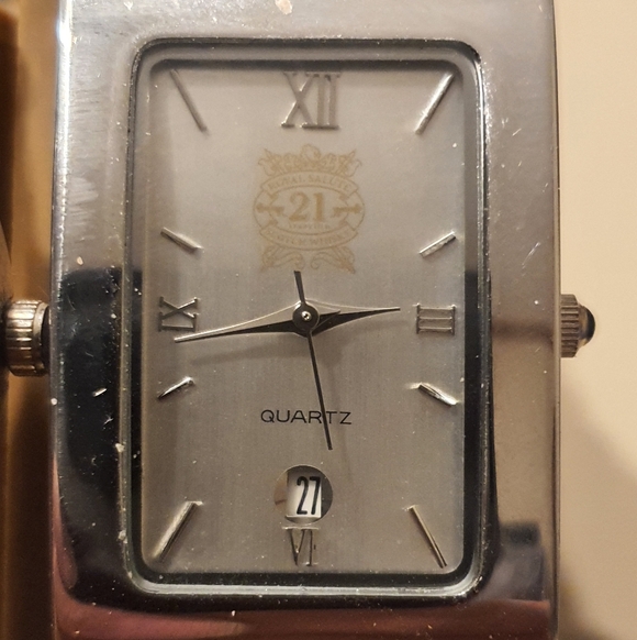 Lot Of 2 Royal Salute & Unbranded Men's Watches For Parts Or Repair - Picture 3 of 6